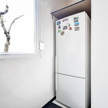 2bdr Near Mall With Metro Access - Acs 公寓 *
